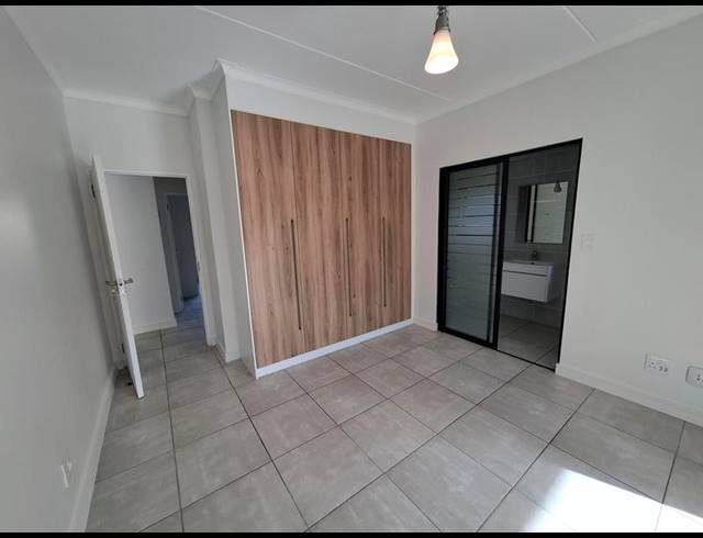 2 BEDROOM PROPERTY TO RENT IN PAARDEVLEI